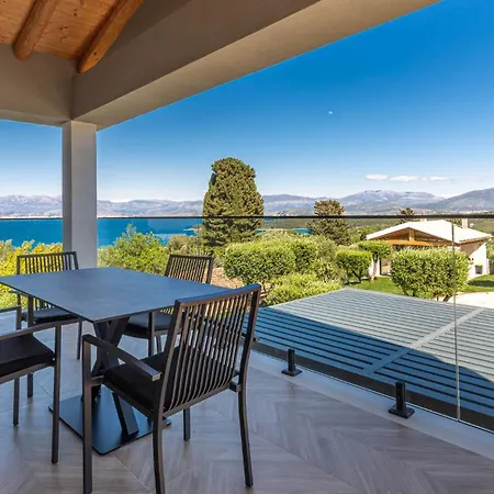 Arthur Villa Kassiopi